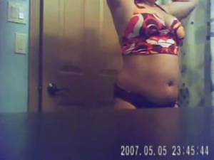 Click to play video Chubby Voyeur