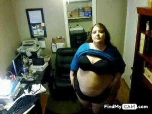 Click to play video Solo #78 (SSBBW) Showing off her Body on Webcam